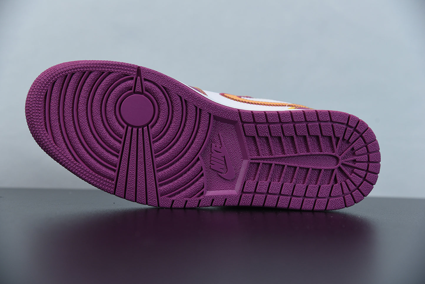 Nike Air Jordan 1 Mid DOD