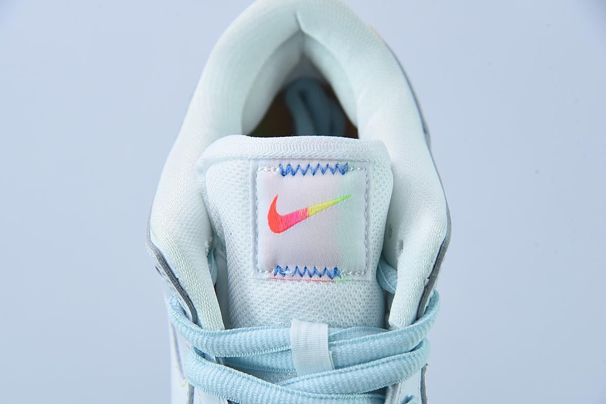 Nike SB Dunk Low Be True