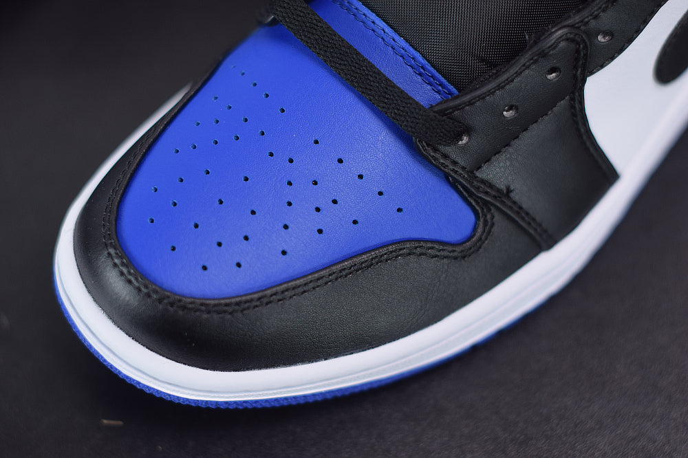 Nike Air Jordan 1 Low Royal Toe