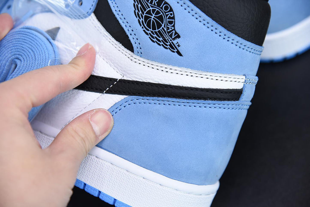 Nike Air Jordan 1 High University Blue