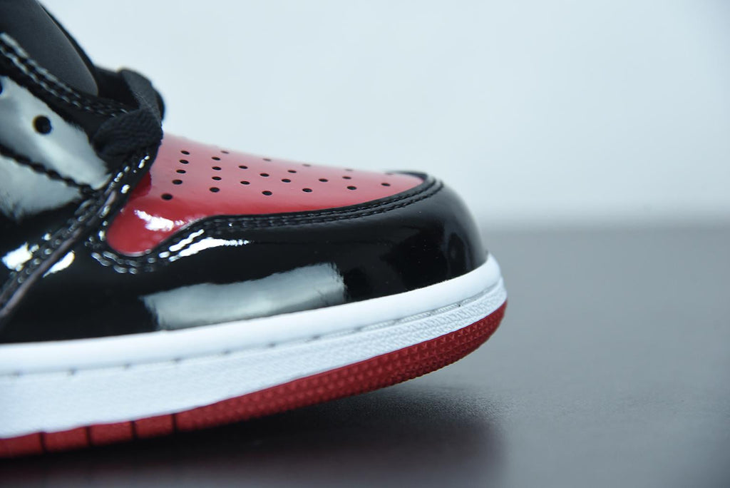 Nike Air Jordan 1 Retro High Patent Bred