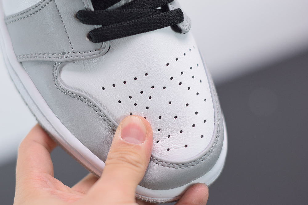 Nike Air Jordan 1 Mid Light Smoke Grey