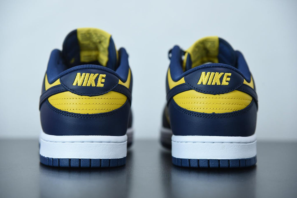 Nike Dunk Low Michigan