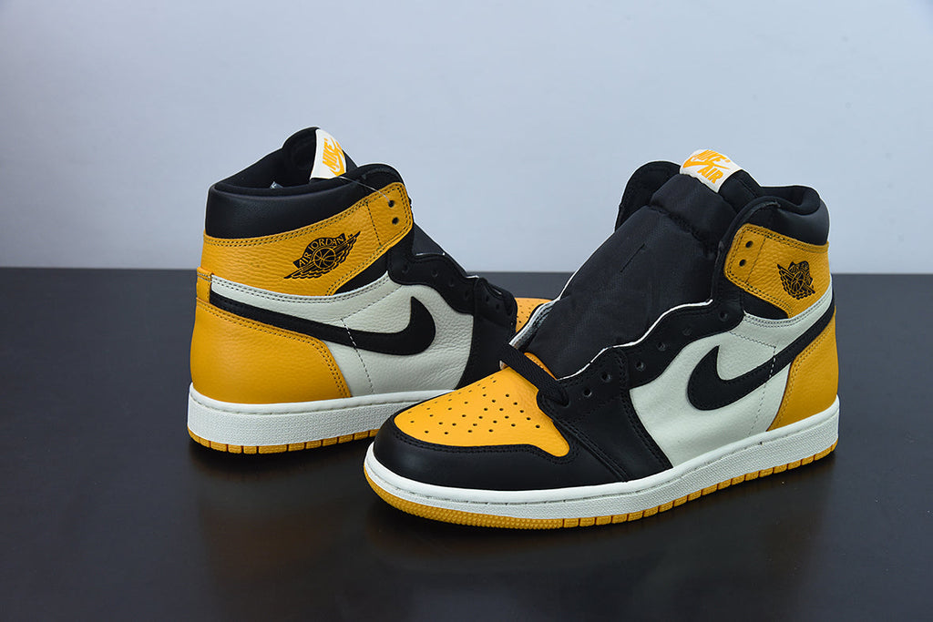 Nike Air Jordan 1 High Yellow Toe