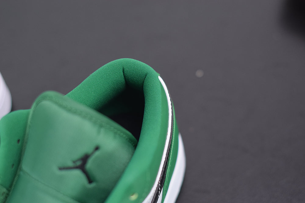 Nike Air Jordan 1 low Pine green