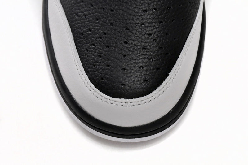 Nike Dunk Low Reverse Panda