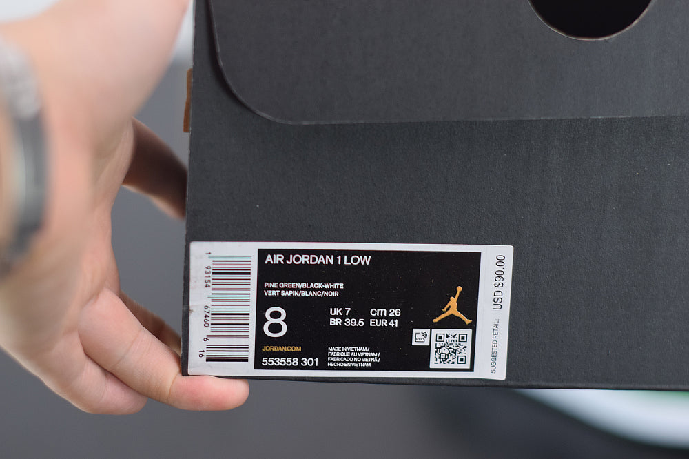 Nike Air Jordan 1 low Pine green