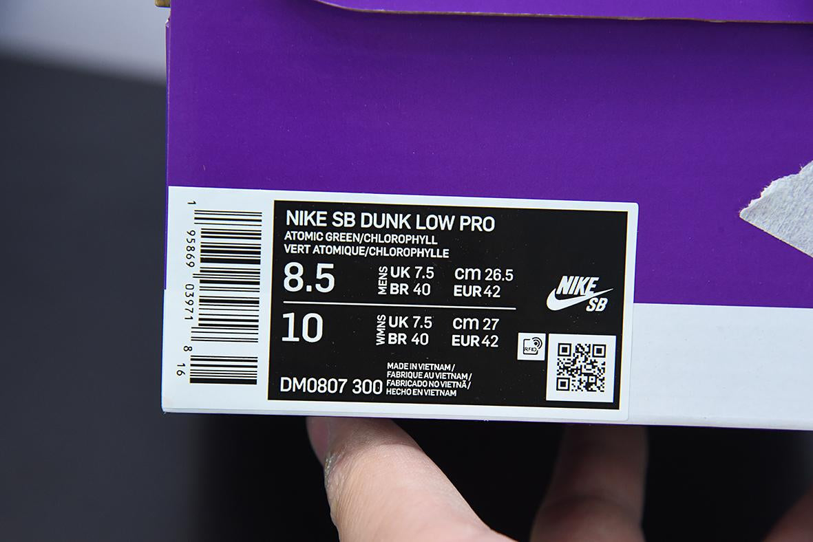 Nike SB Dunk Low Pro Sour Apple