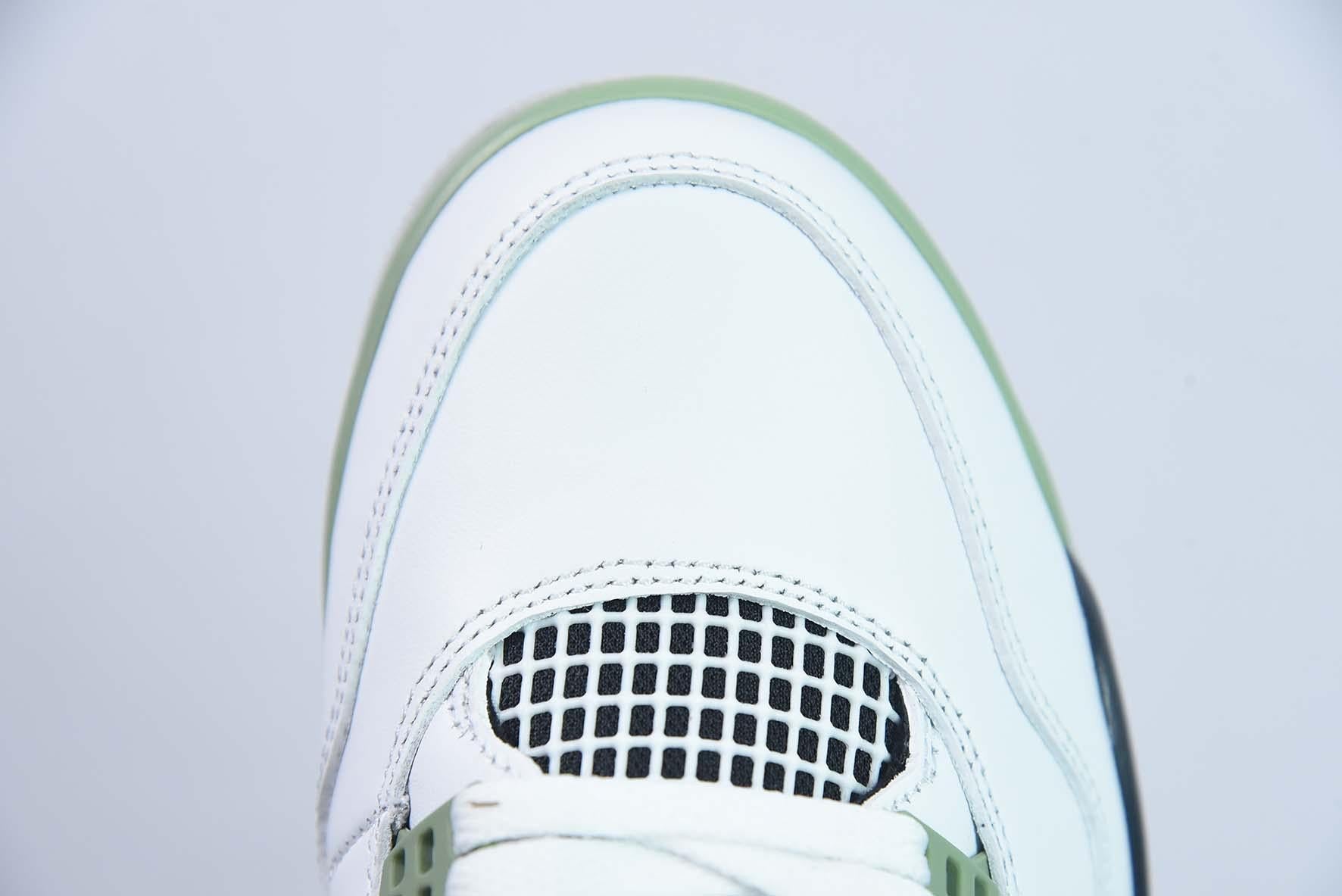 Nike  Air Jordan 4 Retro Oil Greed