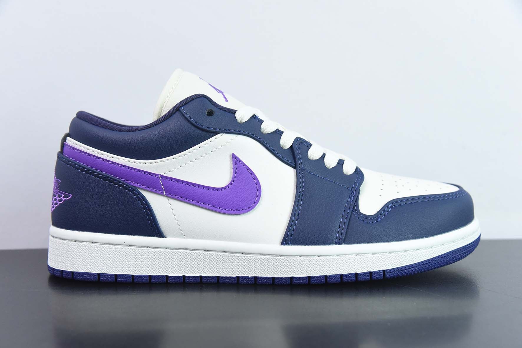 Nike Air Jordan 1 Low Purple/Sail