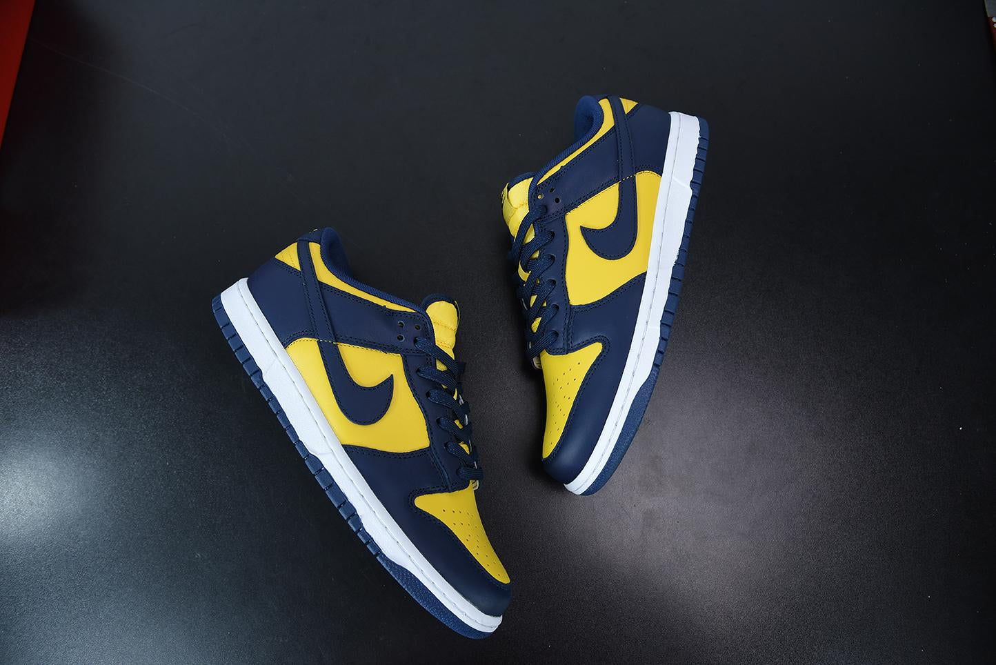 Nike Dunk Low Michigan