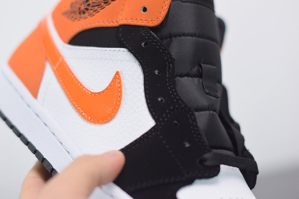 Nike Air Jordan 1 Mid Shattered