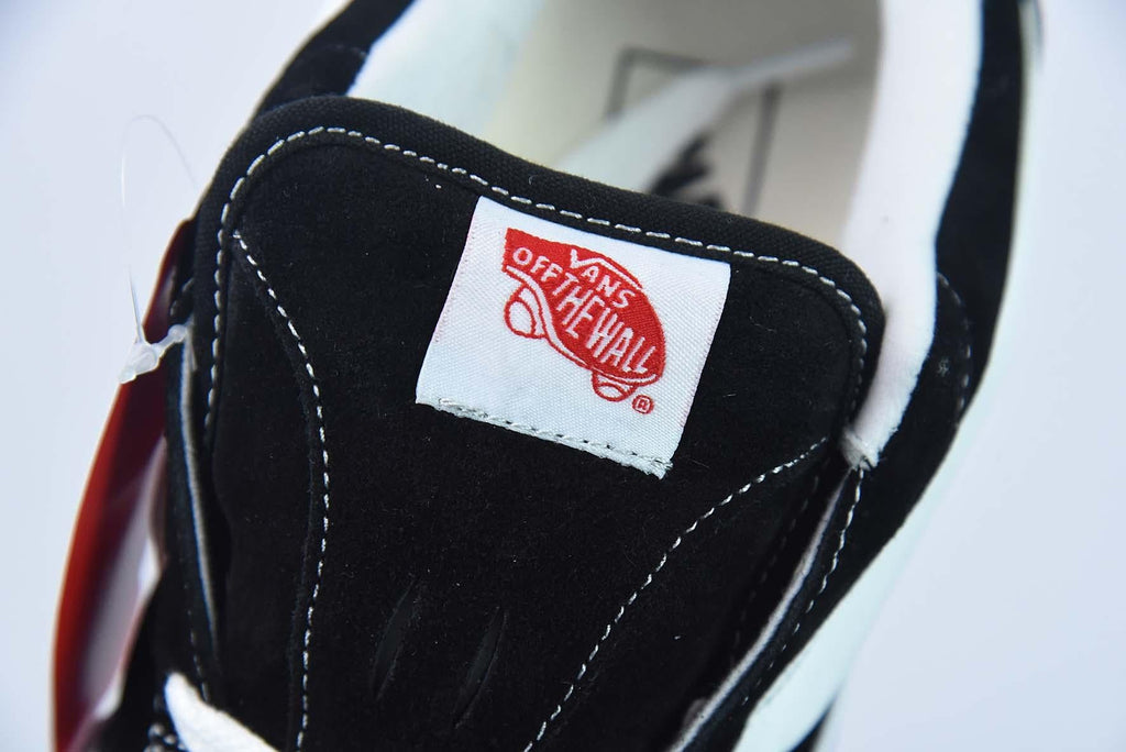 Vans Knu Skool Black True White