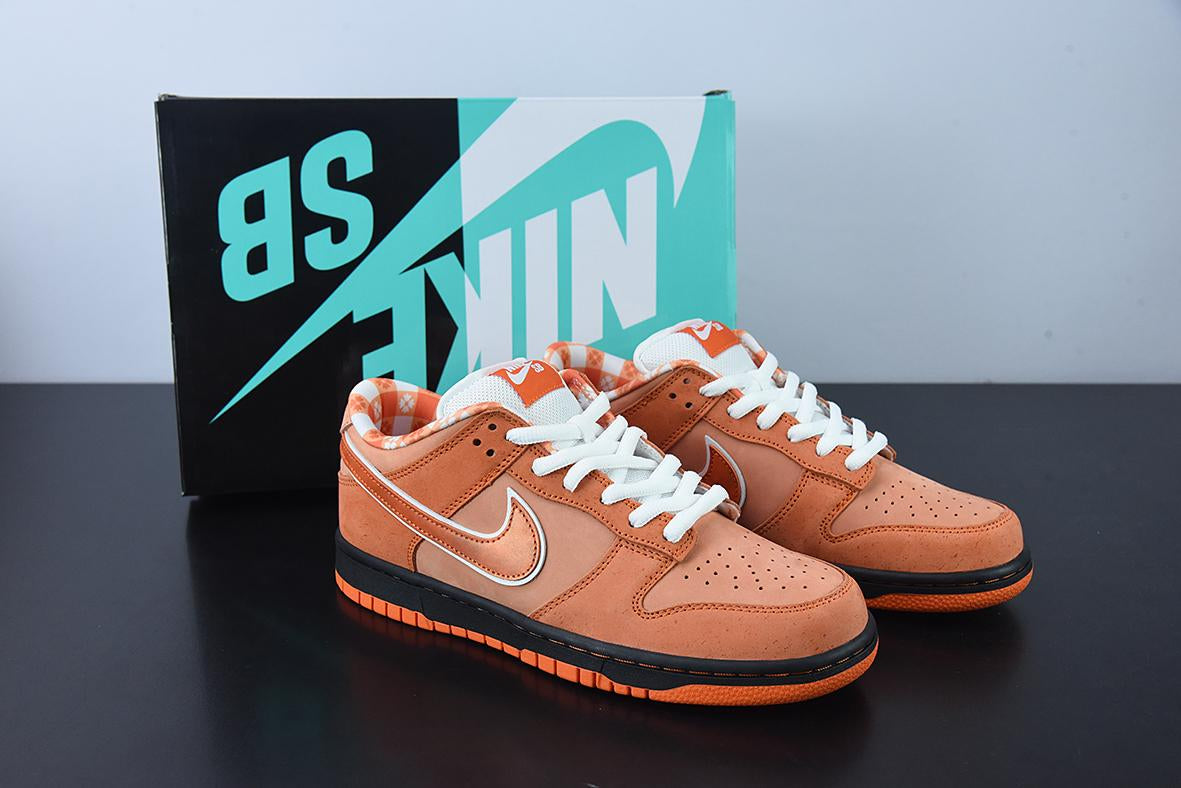 Nike SB Dunk Low x Orange Lobster Main image