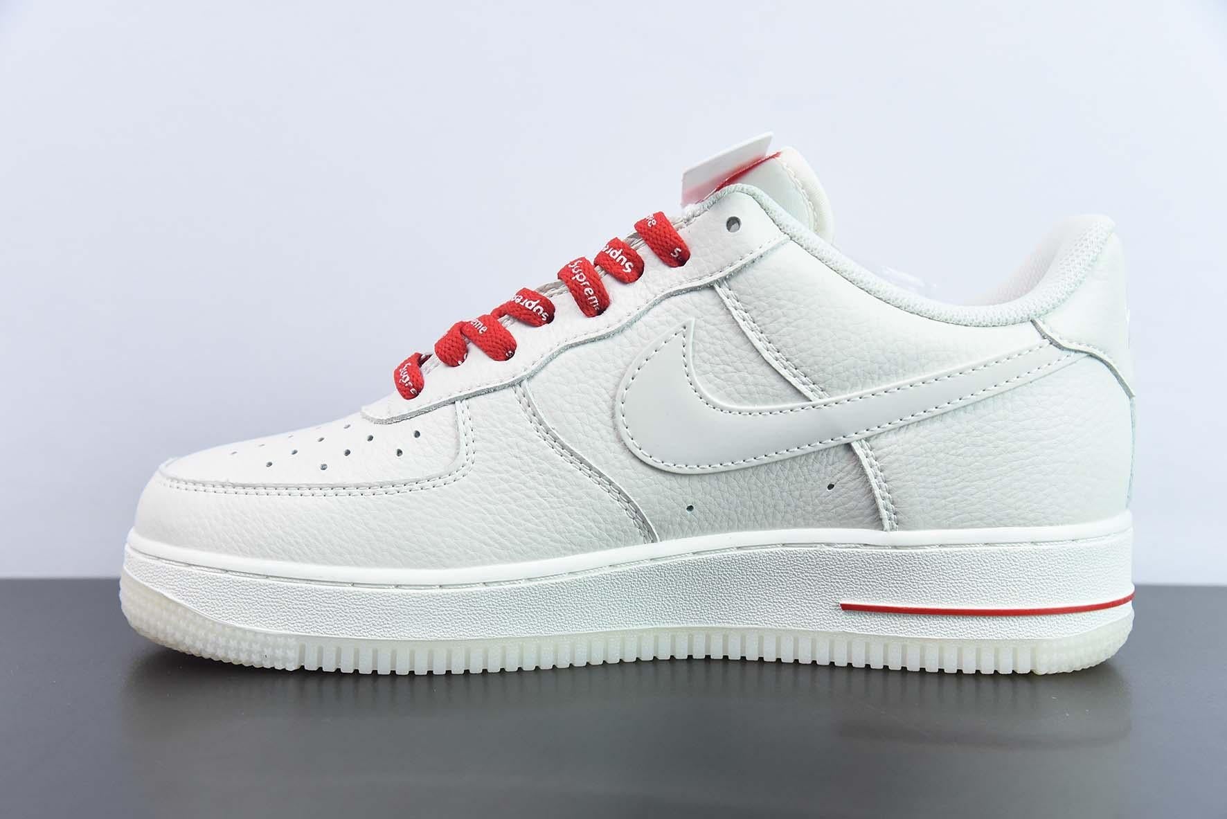Nike Air Force x Supreme White