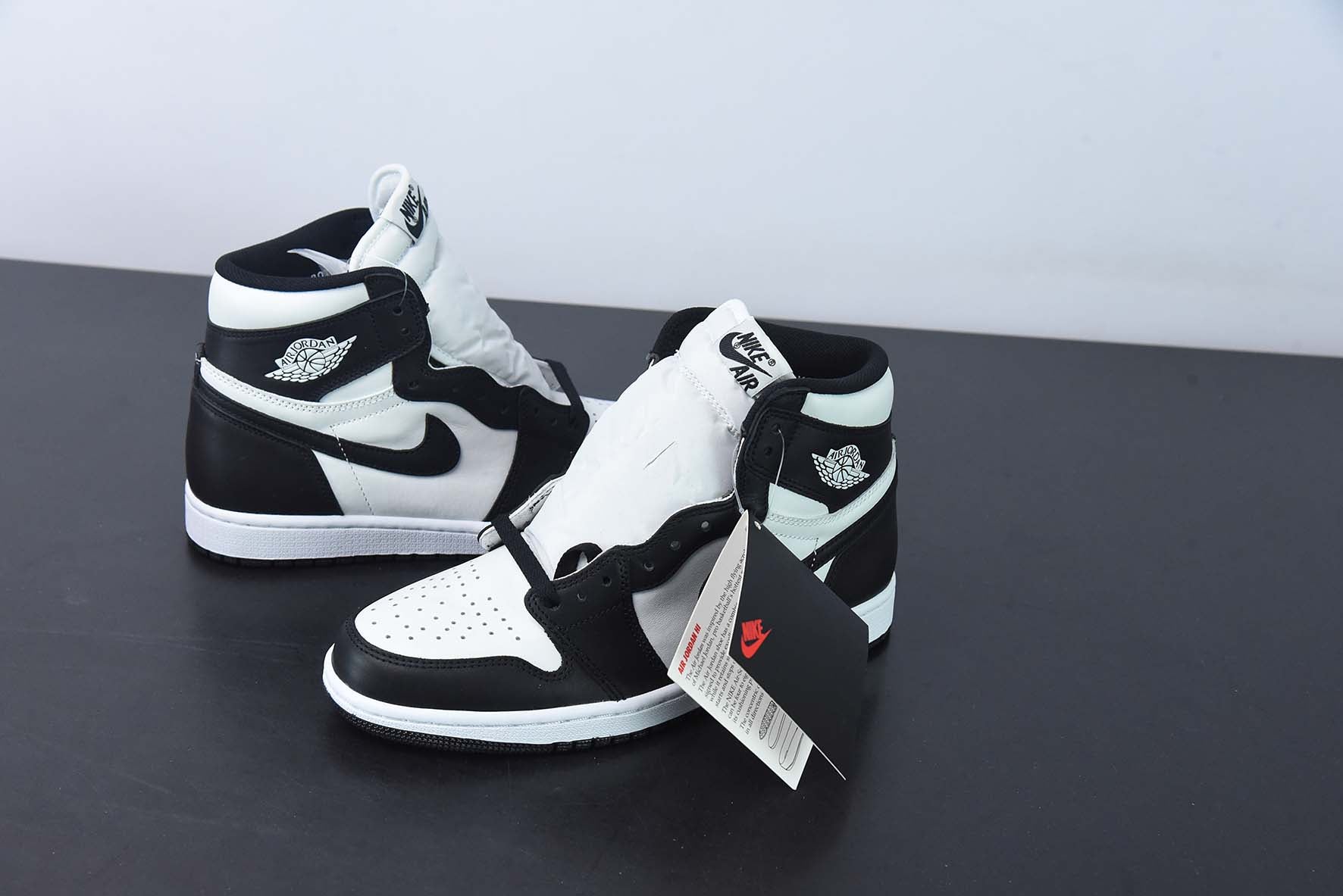 Nike Air Jordan 1 High Retro 85