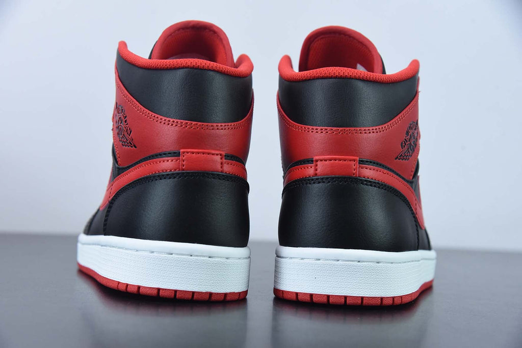 Nike Air Jordan 1 Mid Alternate Bred