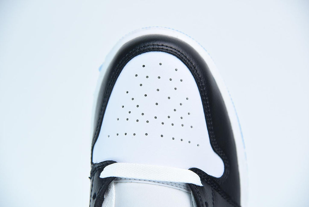 Nike Air Jordan 1 Mid  University Blue