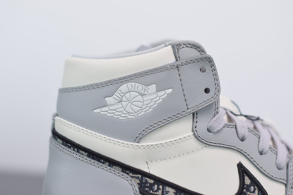 Nike Air Jordan 1 High DIOR