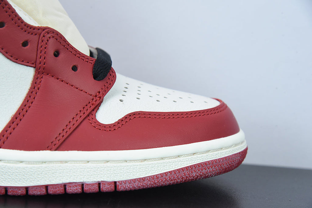 Nike Air Jordan 1 High Chicago Lost and Found