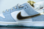 Nike Dunk Low Holiday Special