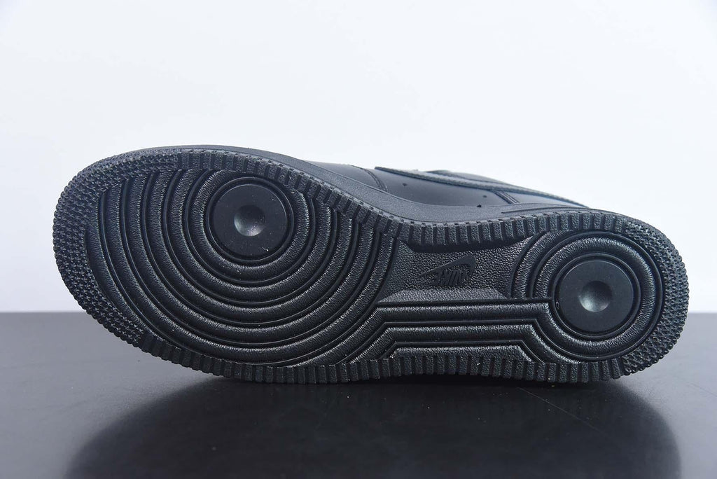 Nike Air Force 1 Black Low