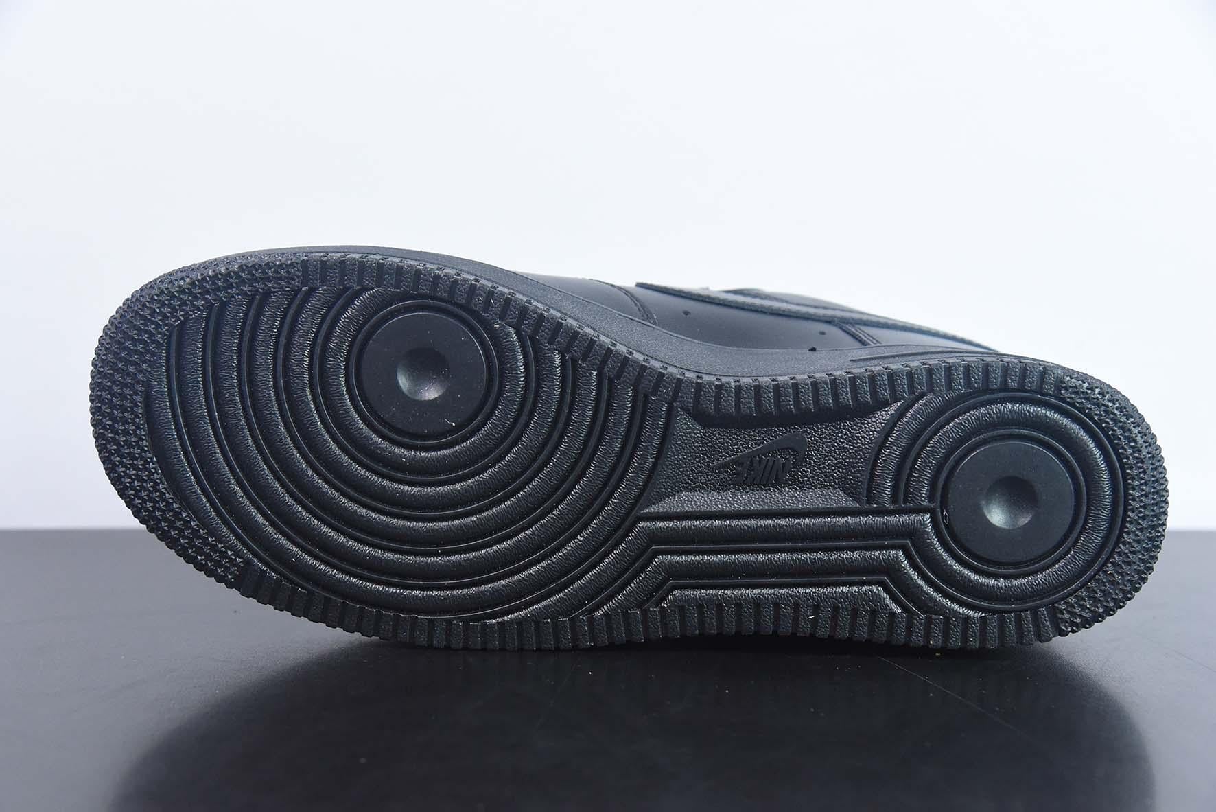 Nike Air Force 1 Black Low