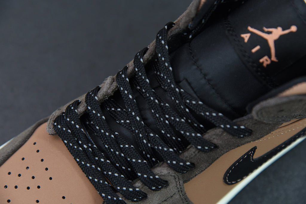 Nike Air Jordan 1 Mid Dark Chocolate