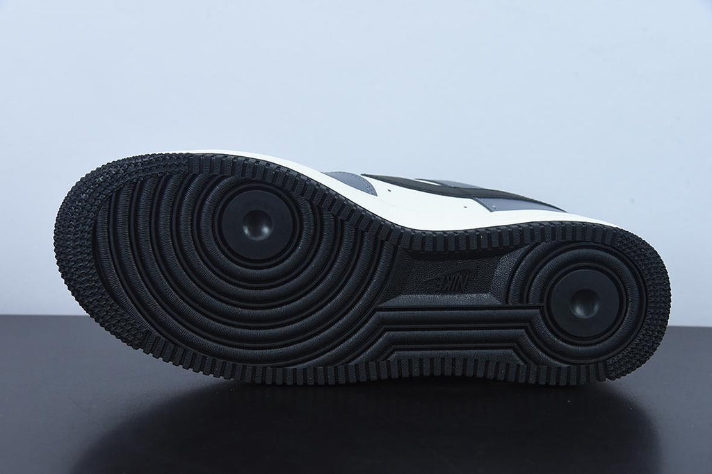 Nike Air Force 1 Low gray