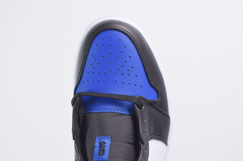 Nike Air Jordan 1 Low Royal Toe