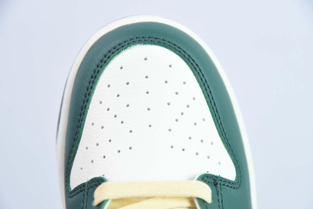 Nike Dunk Low SE Noble Green