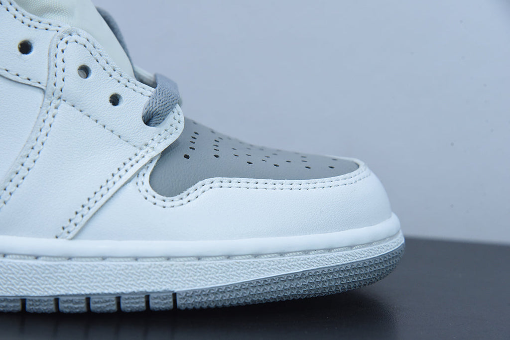 Nike Air Jordan 1 High Stealth