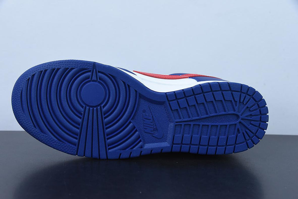 Nike Dunk Low White and university Red