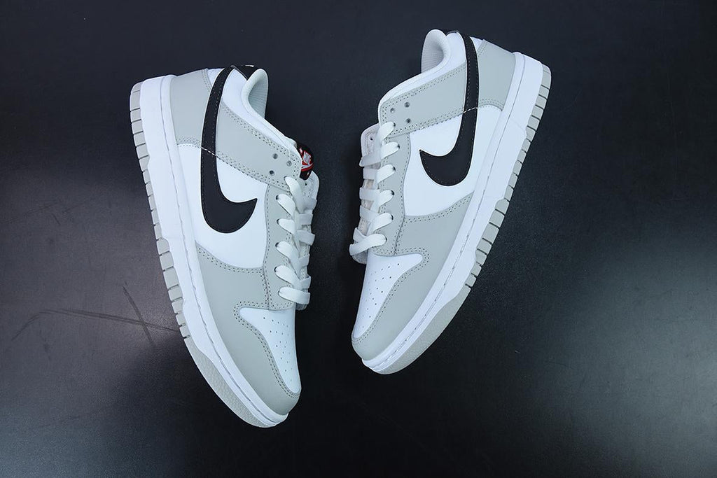 Nike Dunk Low SE Jackpot