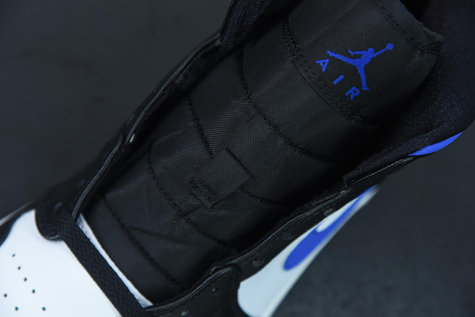 Nike Air Jordan 1 Mid White Royal