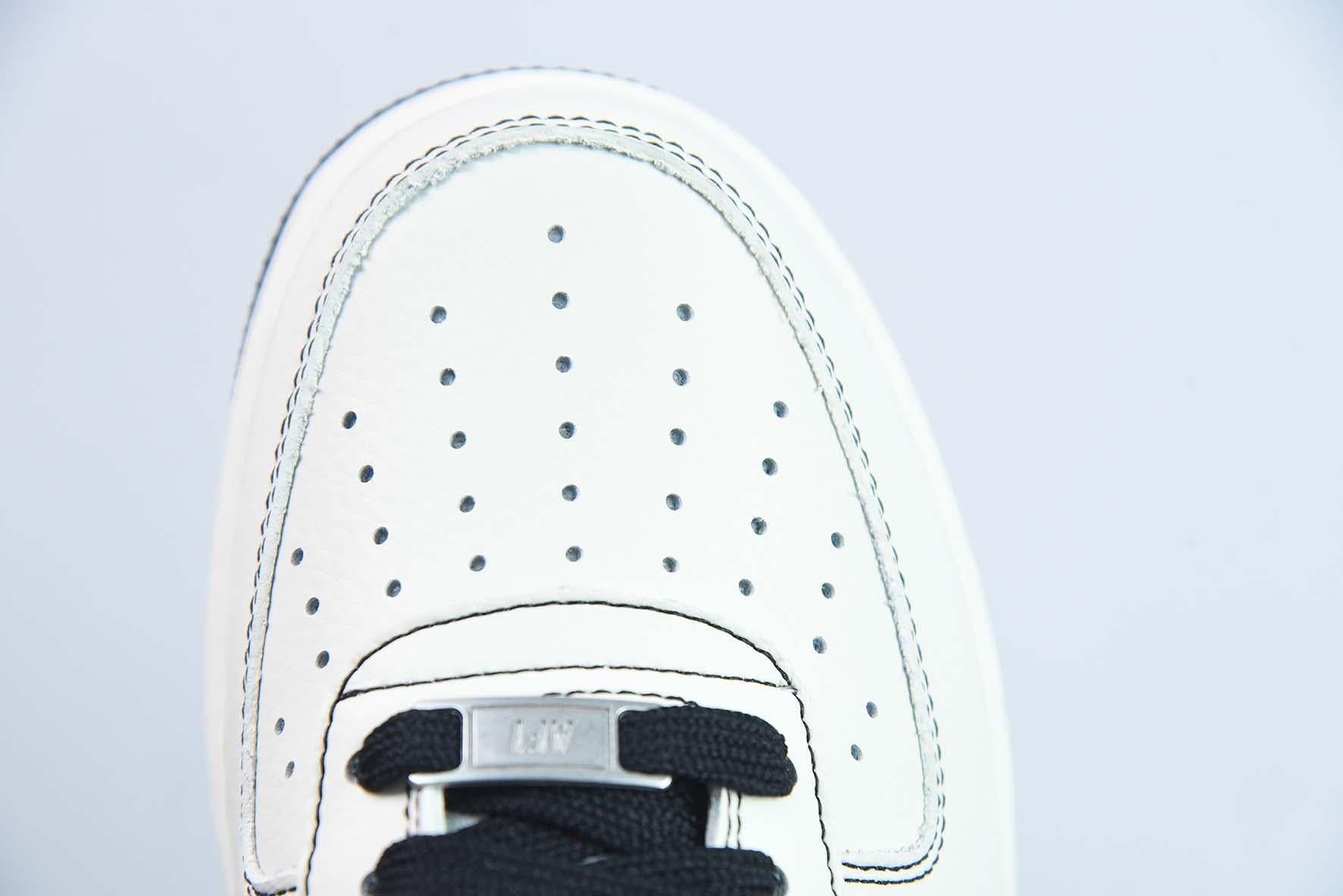 Nike Air Force 1 Low - Undefeated