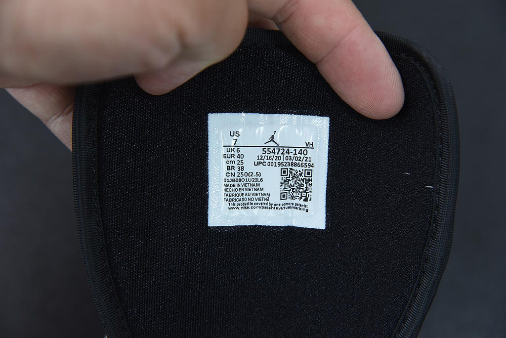 Nike Air Jordan 1 Mid White Royal