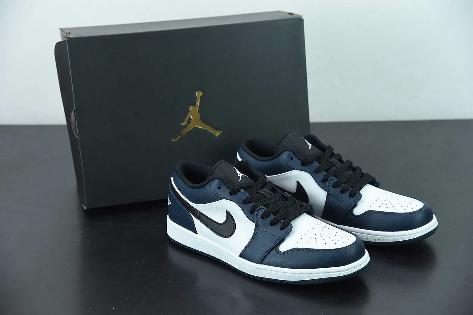 Nike Air Jordan 1 Low Dark Teal Main image