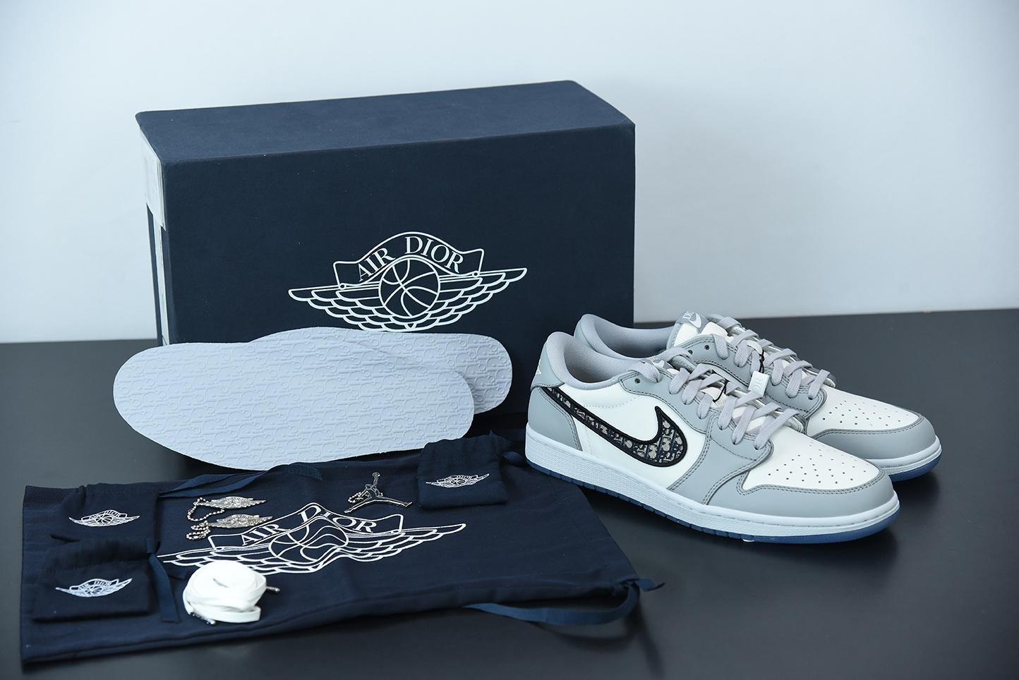 Nike Air Jordan 1 Low DIOR