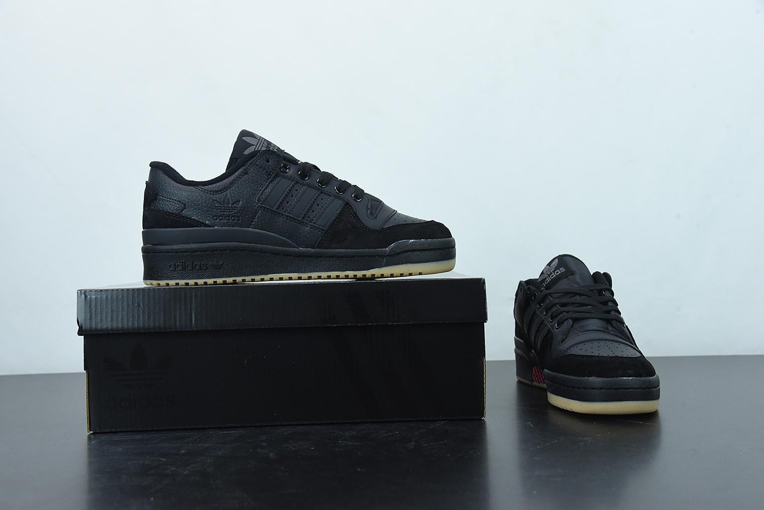 Adidas Forum Originals Core Black