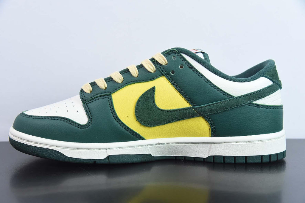 Nike Dunk Low SE Noble Green