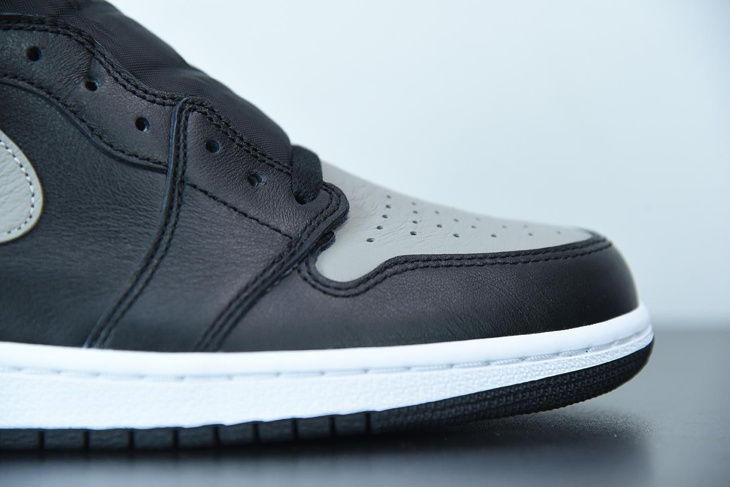 Nike Air Jordan 1 High Retro OG Shadow