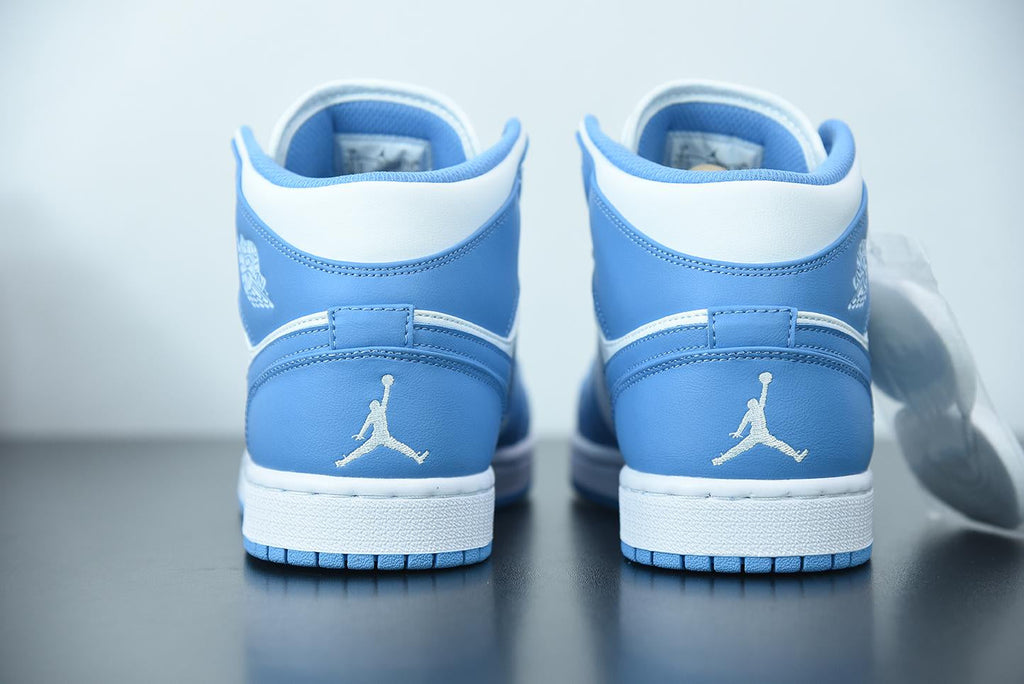 Nike Air Jordan 1 Retro Mid UNC
