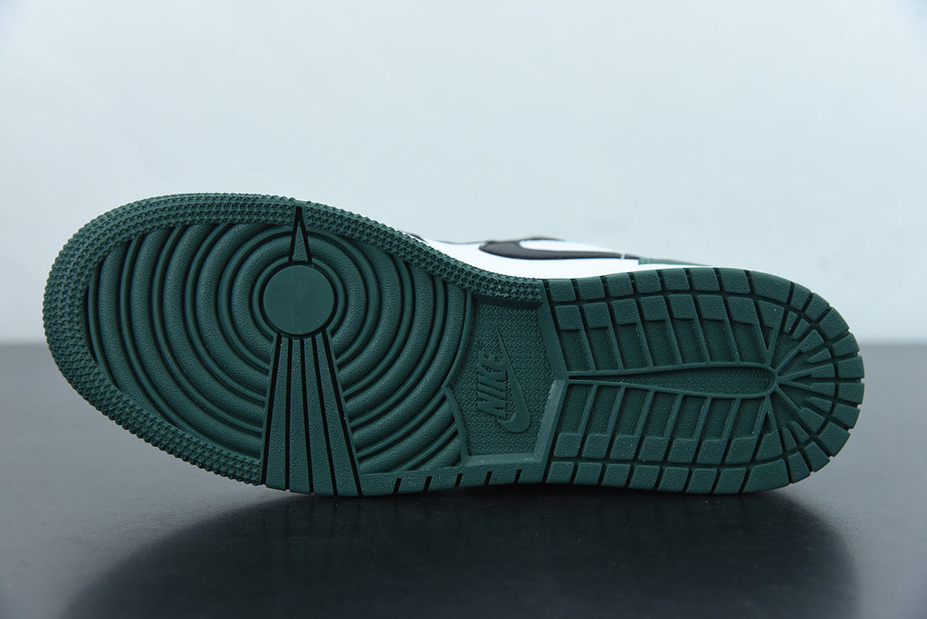 Nike Air Jordan 1 Low Pine Green