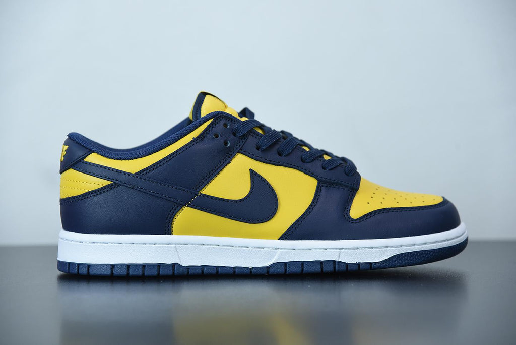 Nike Dunk Low Michigan