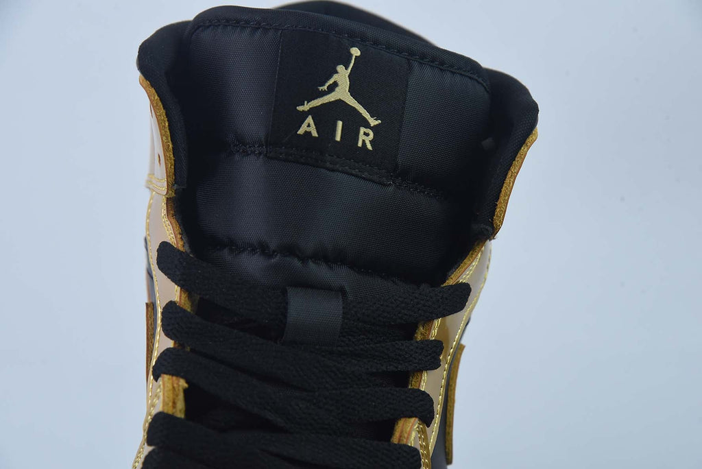 Nike Air Jordan 1 Mid Metallic Gold
