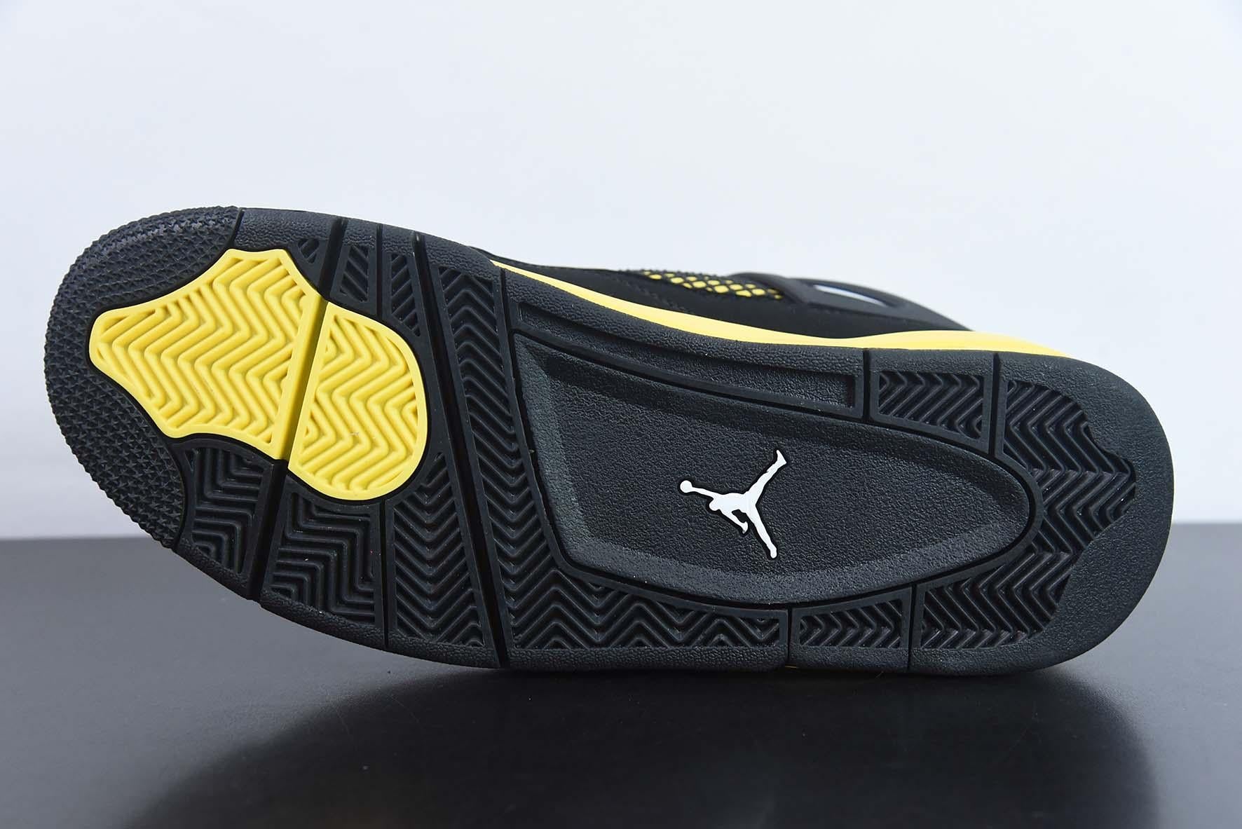 Nike Air Jordan 4 Retro Thunder