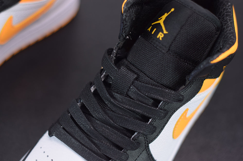 Nike Air Jordan 1 Mid Laser Orange