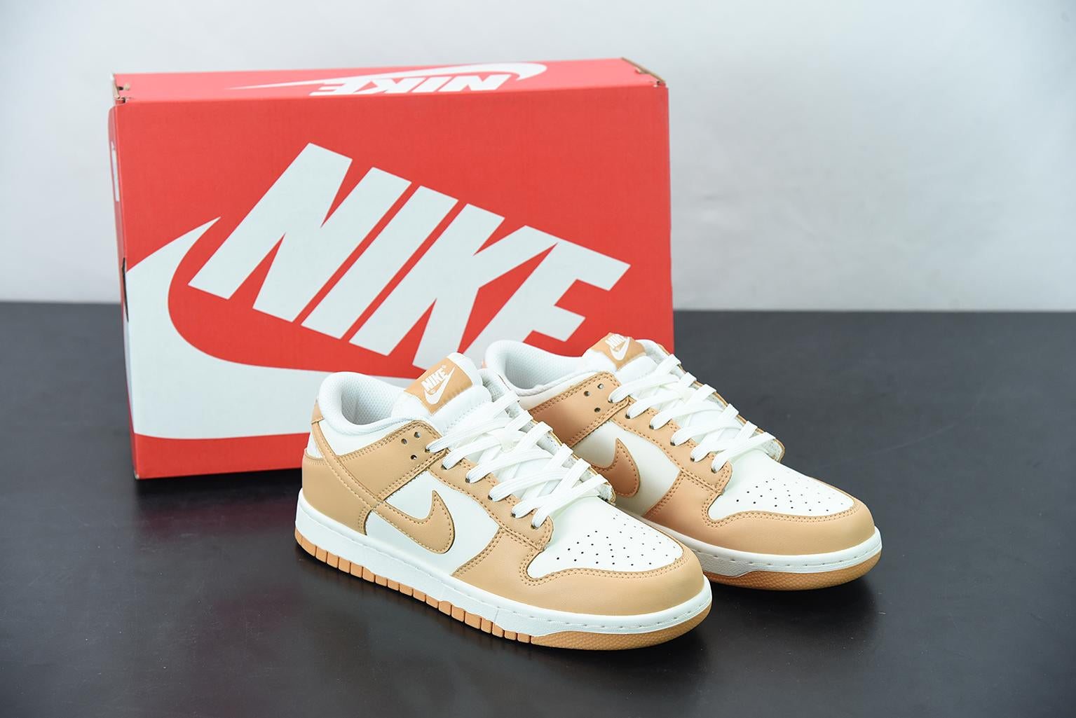 Nike Dunk SB Low Wmns Harvest Moon Main image