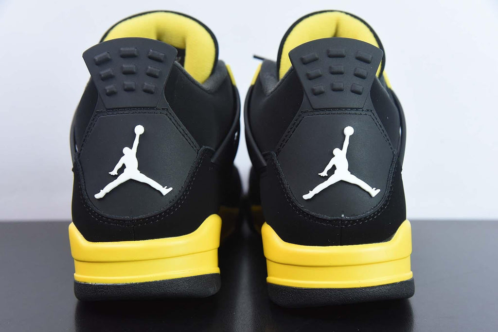 Nike Air Jordan 4 Retro Thunder